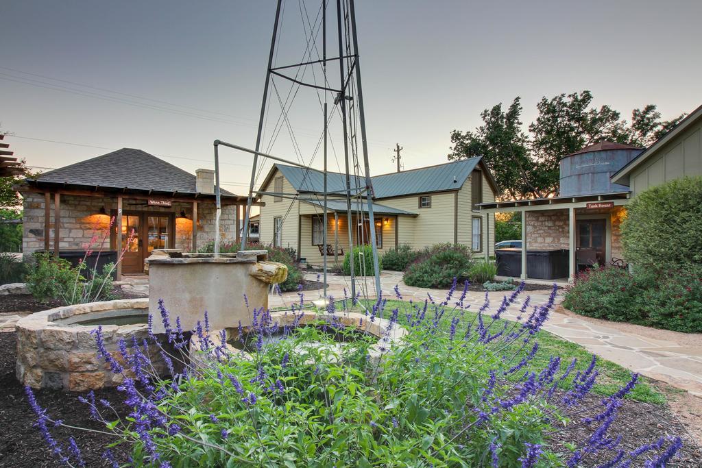 Wine Country Cottages On Main Fredericksburg Luaran gambar
